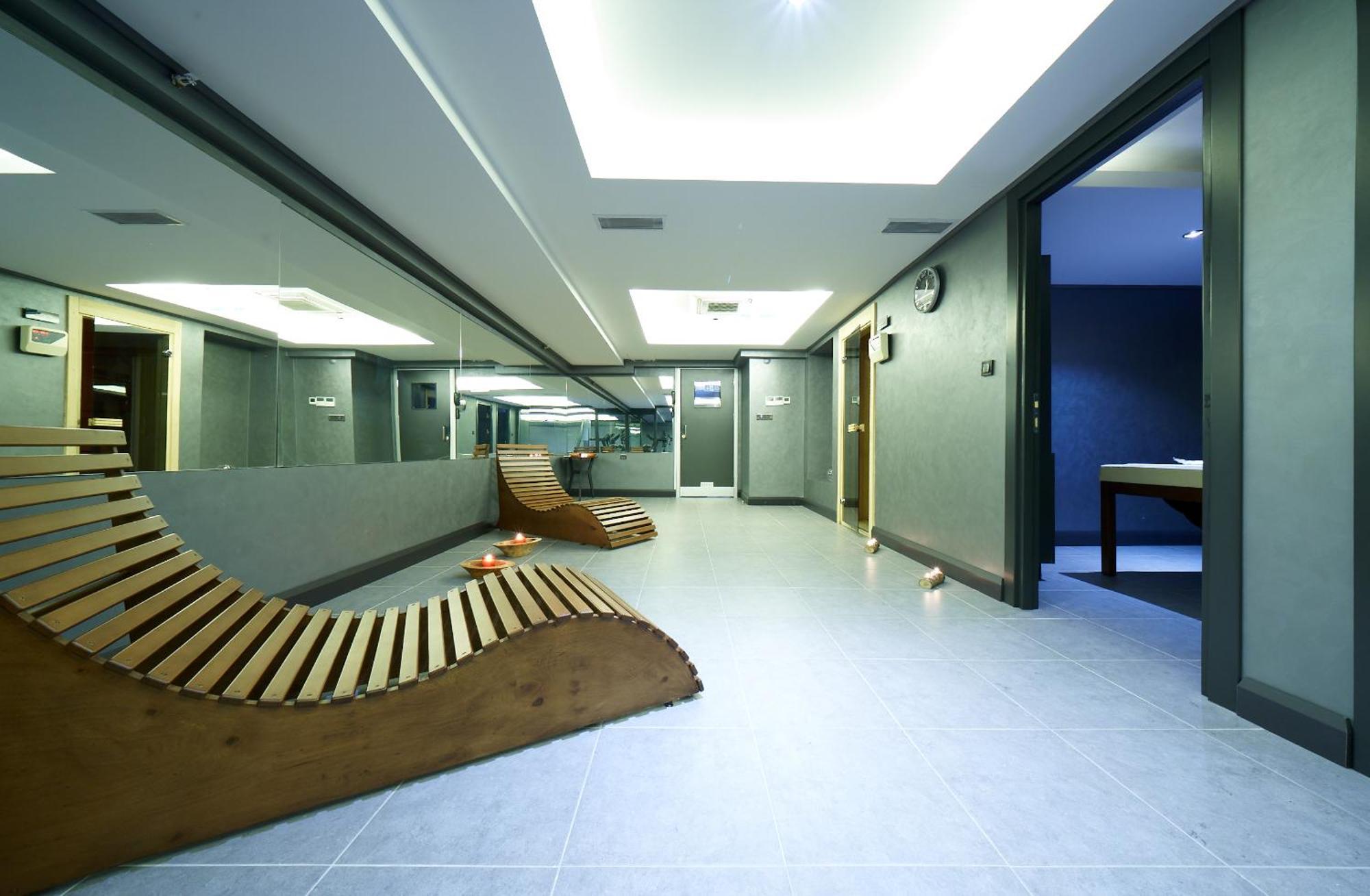 Nova Vista Deluxe & Suites A Member Of Radisson Individuals Eskişehir Esterno foto