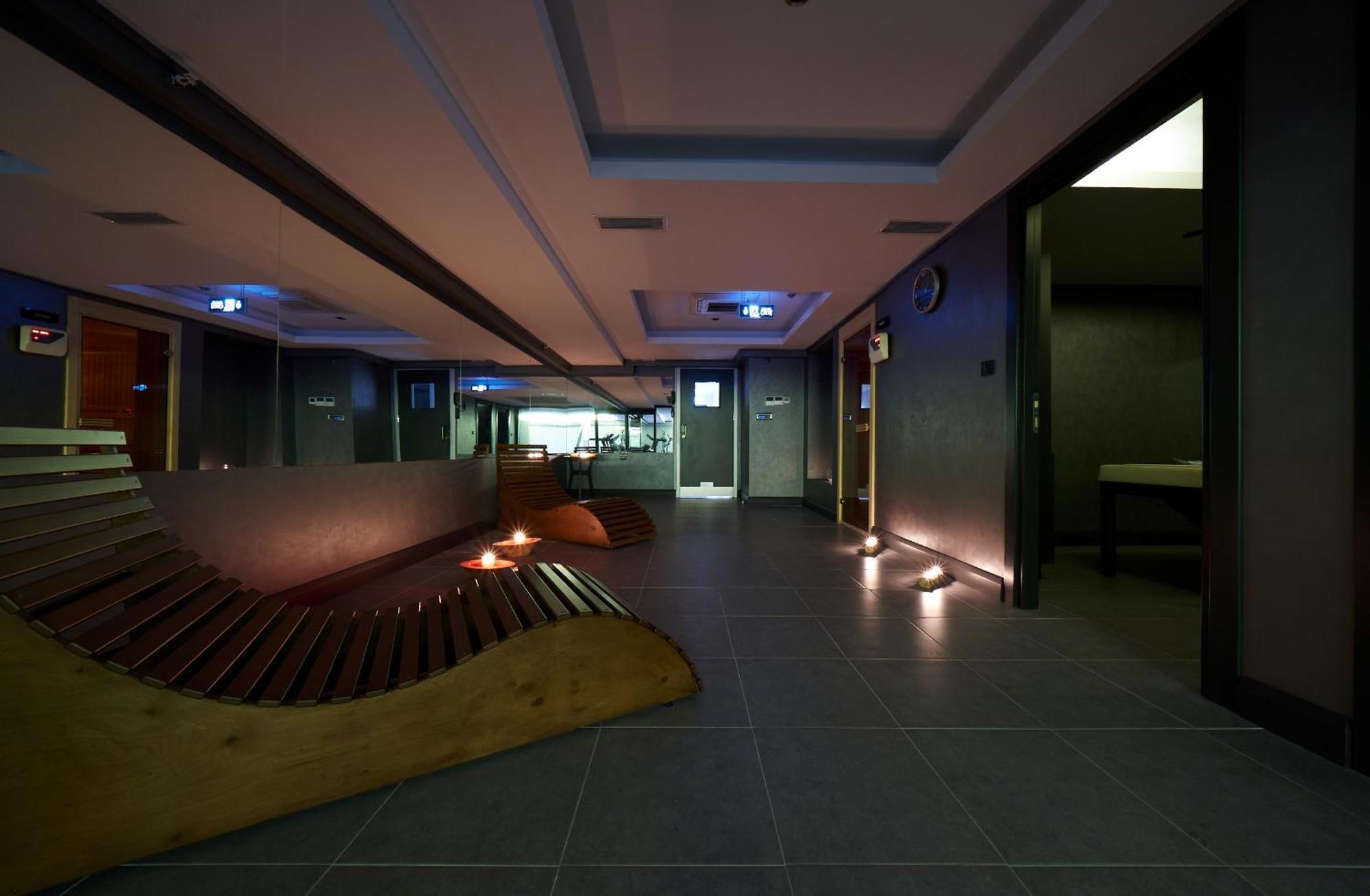 Nova Vista Deluxe & Suites A Member Of Radisson Individuals Eskişehir Esterno foto