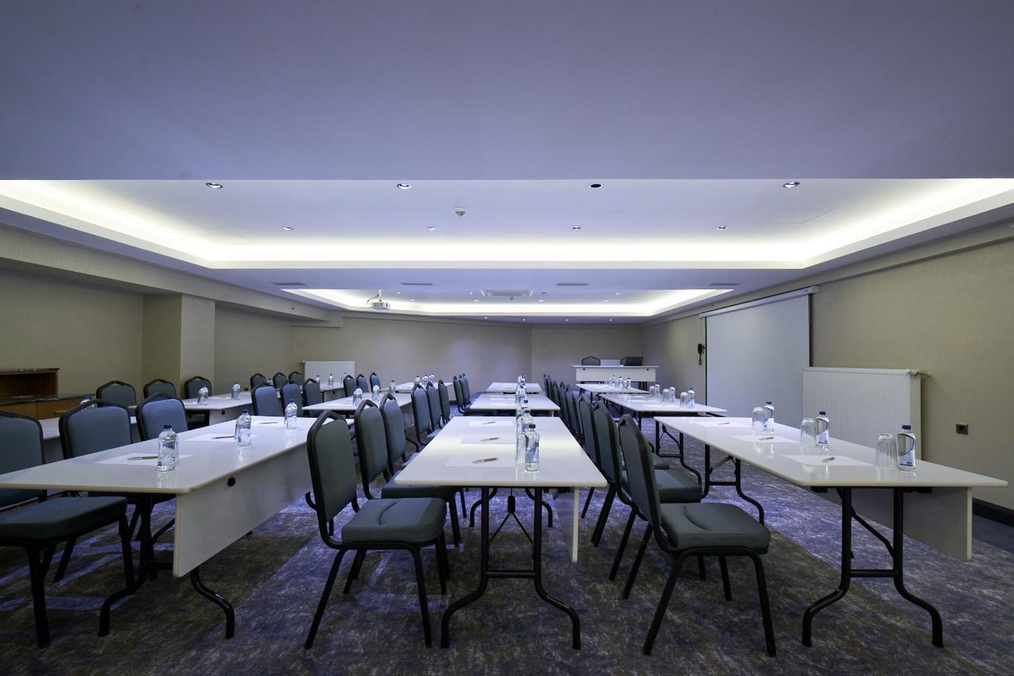 Nova Vista Deluxe & Suites A Member Of Radisson Individuals Eskişehir Esterno foto