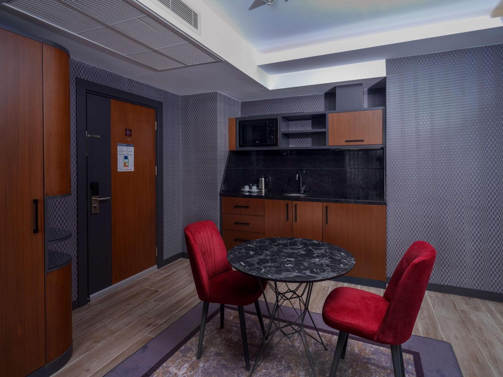 Nova Vista Deluxe & Suites A Member Of Radisson Individuals Eskişehir Esterno foto