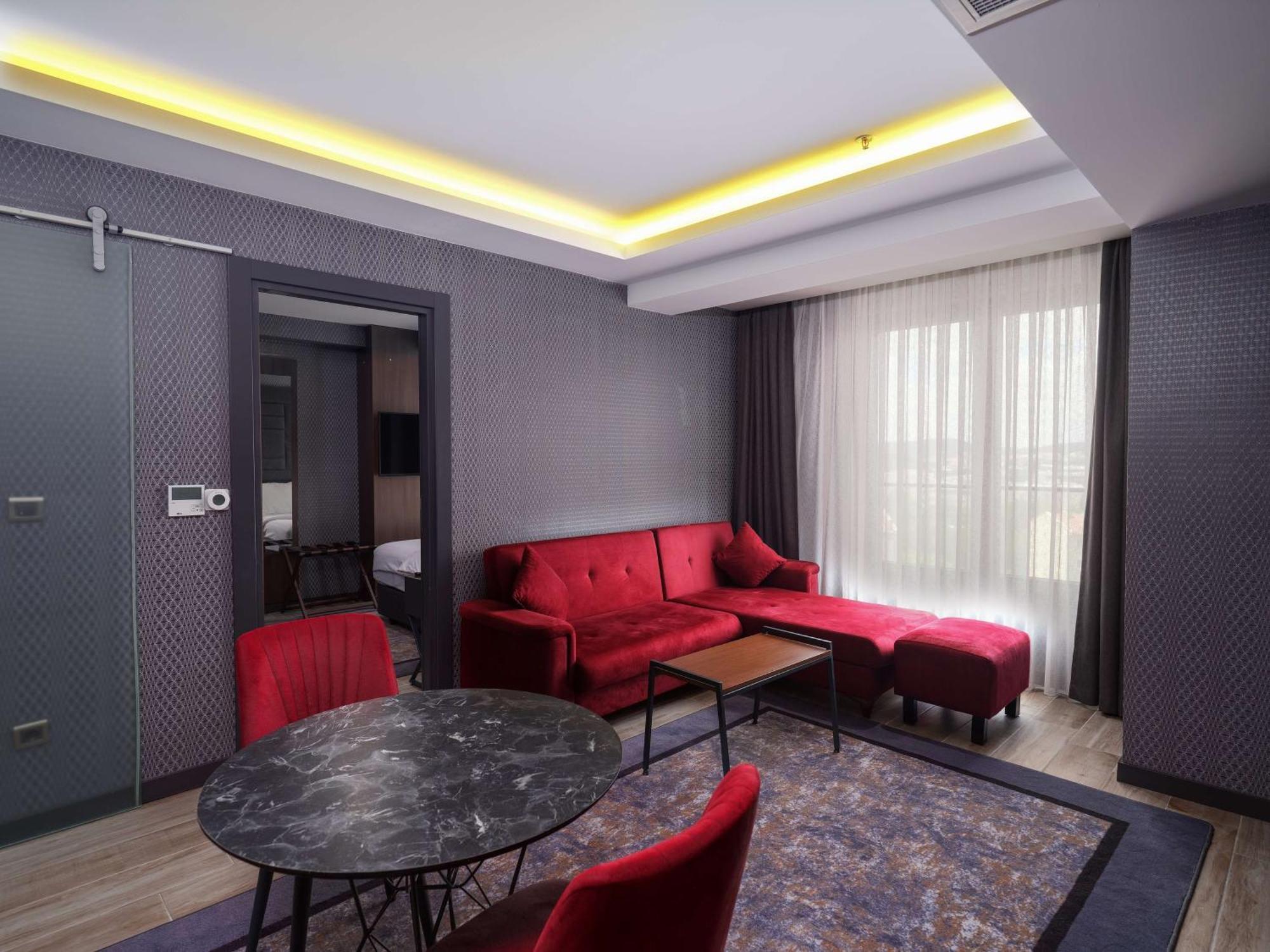 Nova Vista Deluxe & Suites A Member Of Radisson Individuals Eskişehir Esterno foto