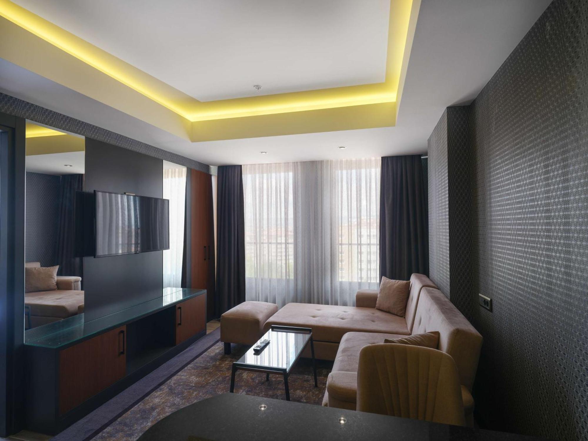 Nova Vista Deluxe & Suites A Member Of Radisson Individuals Eskişehir Esterno foto