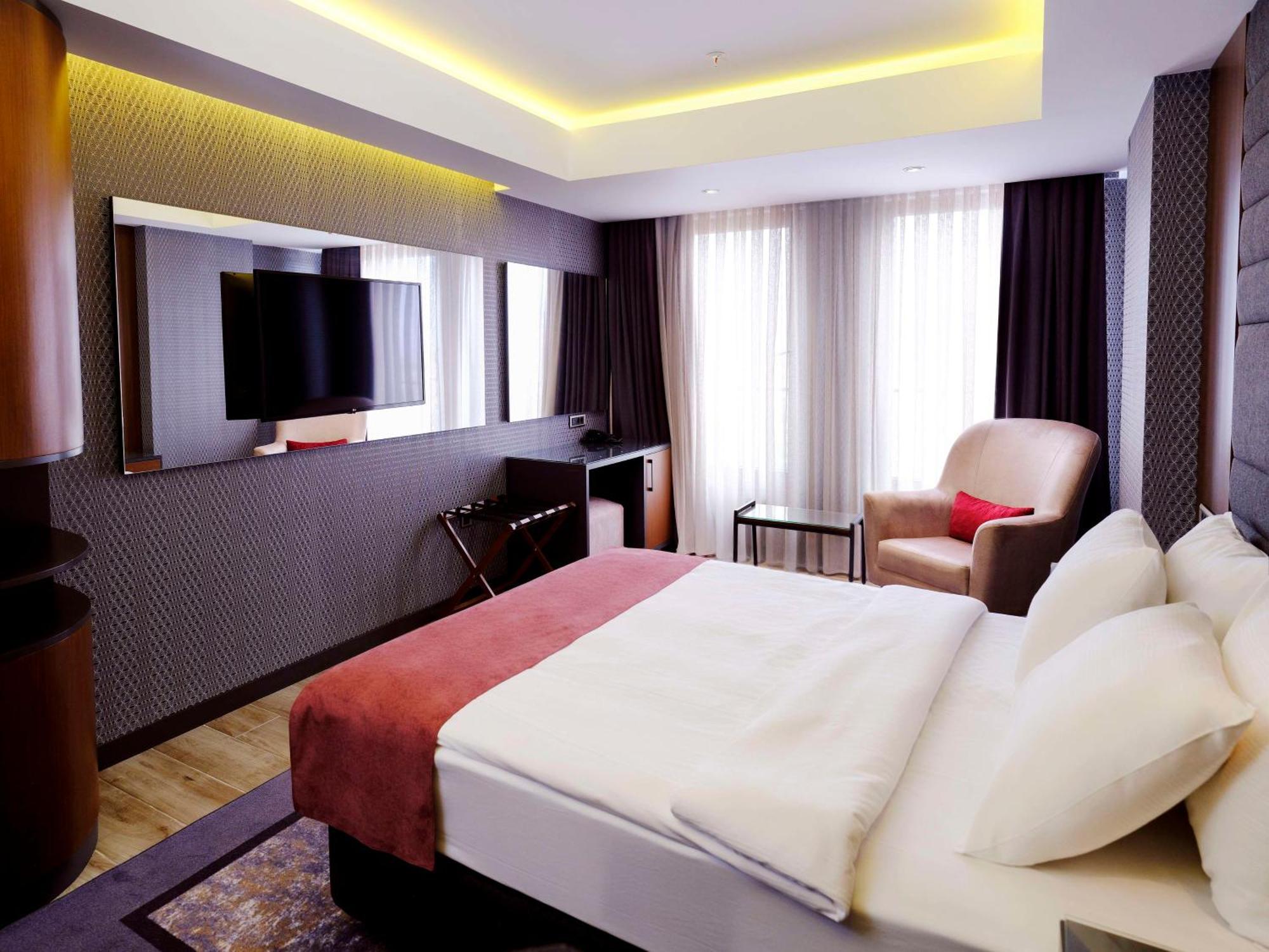 Nova Vista Deluxe & Suites A Member Of Radisson Individuals Eskişehir Esterno foto