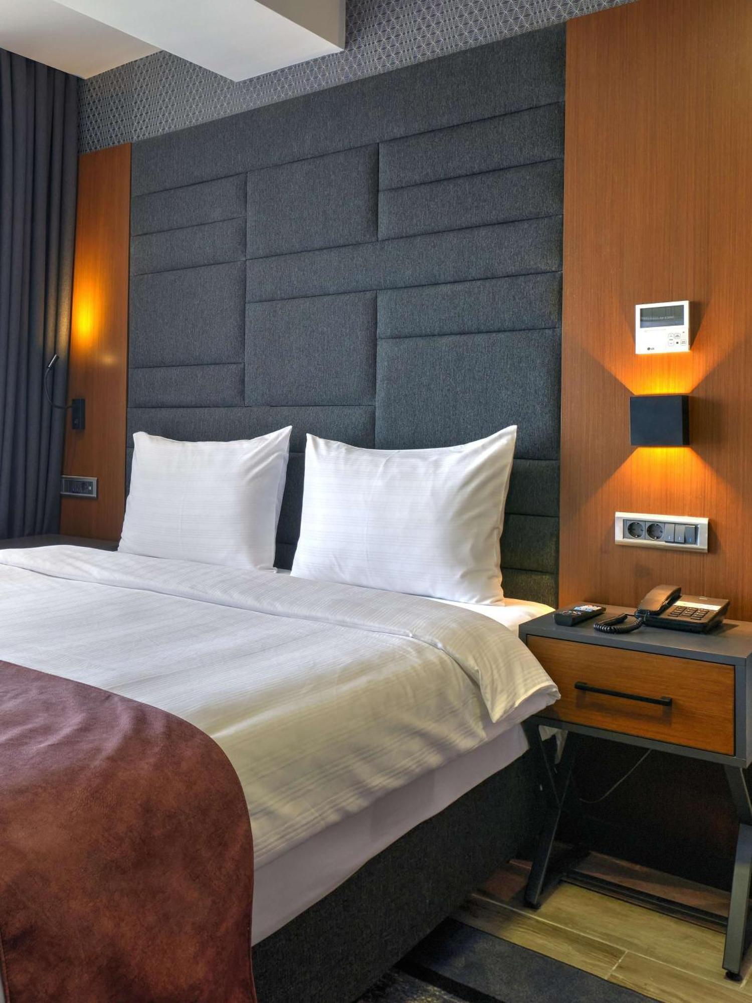 Nova Vista Deluxe & Suites A Member Of Radisson Individuals Eskişehir Esterno foto